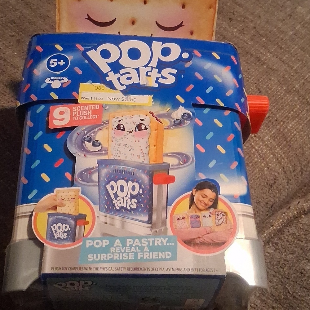 Cookeez Makery Pop-Tarts Toasty Treatz Mystery Scented Plush Toy - New! - Picture 3 of 5